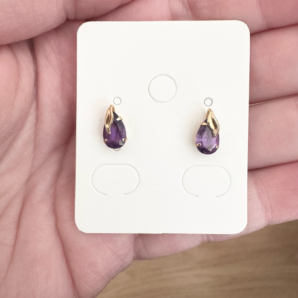 Solid 10k Gold Stud Earrings Amethyst Leaf Teardr… - image 2